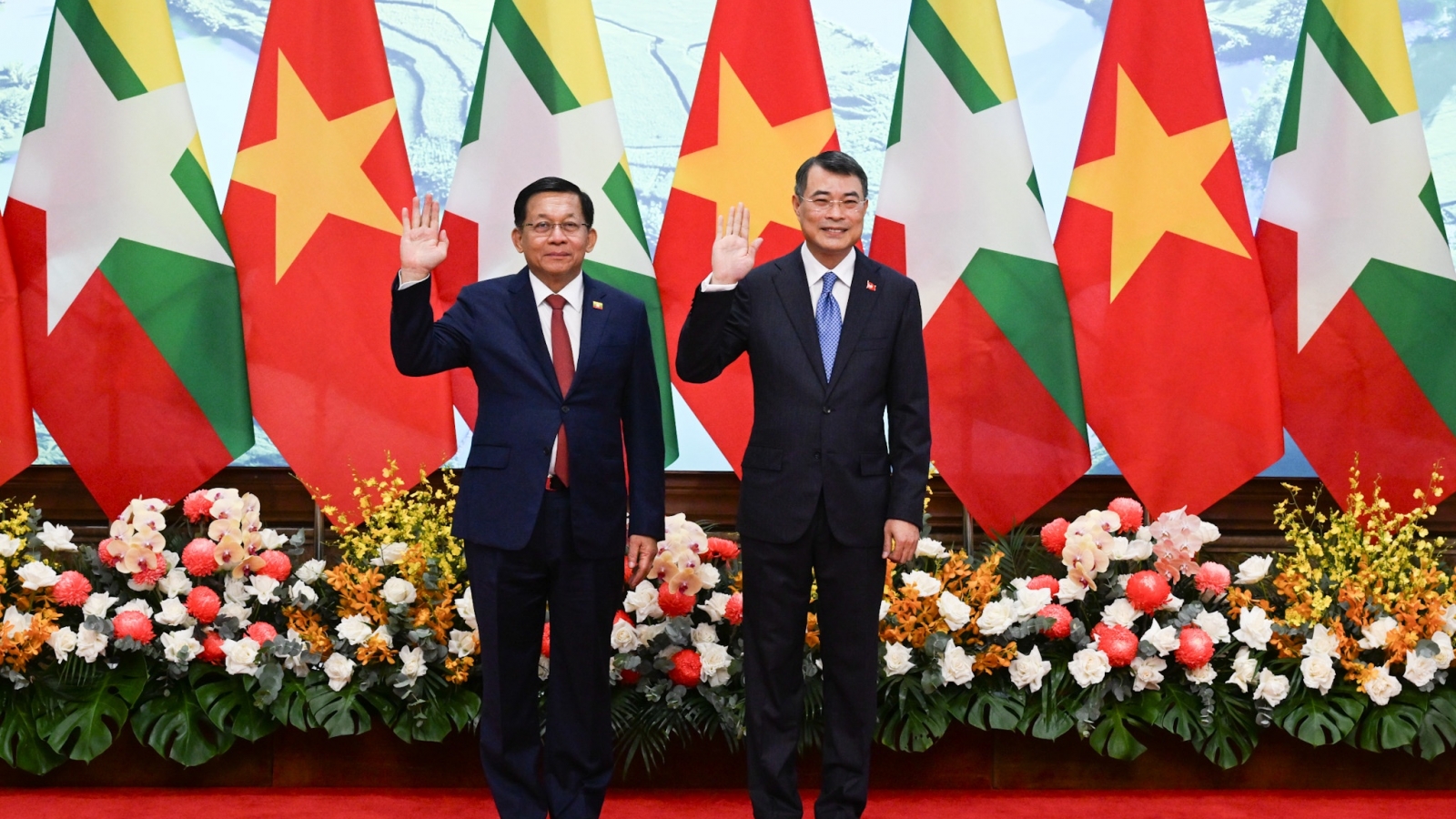 Thủ tướng Lê Minh Hưng hội kiến Tổng thống Myanmar