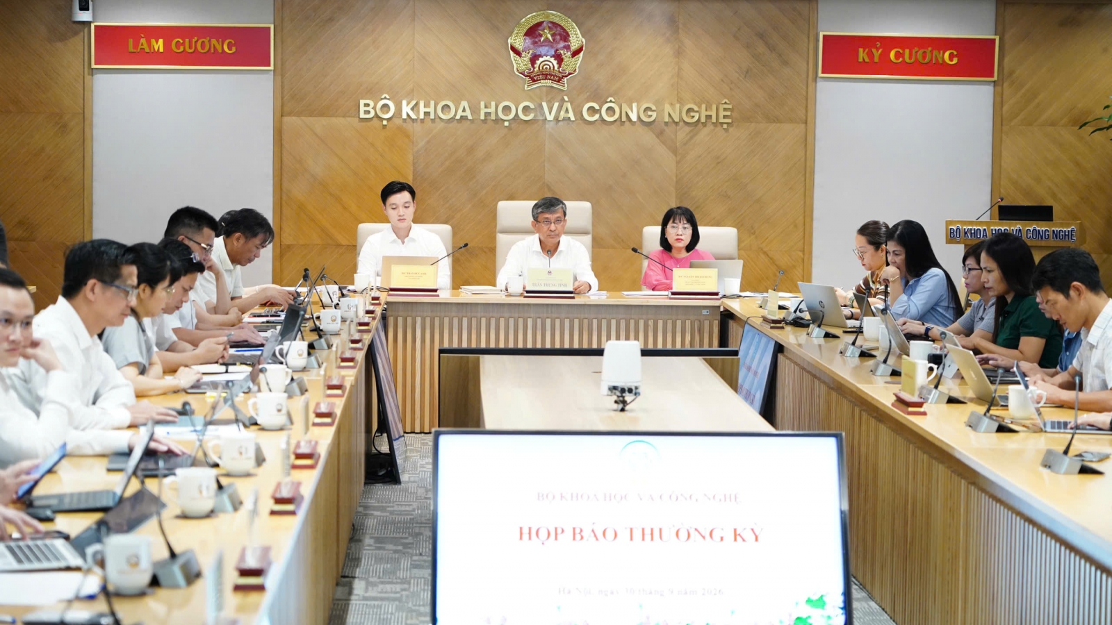Ngành công nghệ số tăng trưởng 36%, 4,86 tỷ giao dịch dữ liệu quốc gia