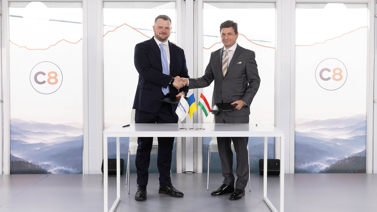 Hungary, Ukraine tính xây kho nhiên liệu gần biên giới