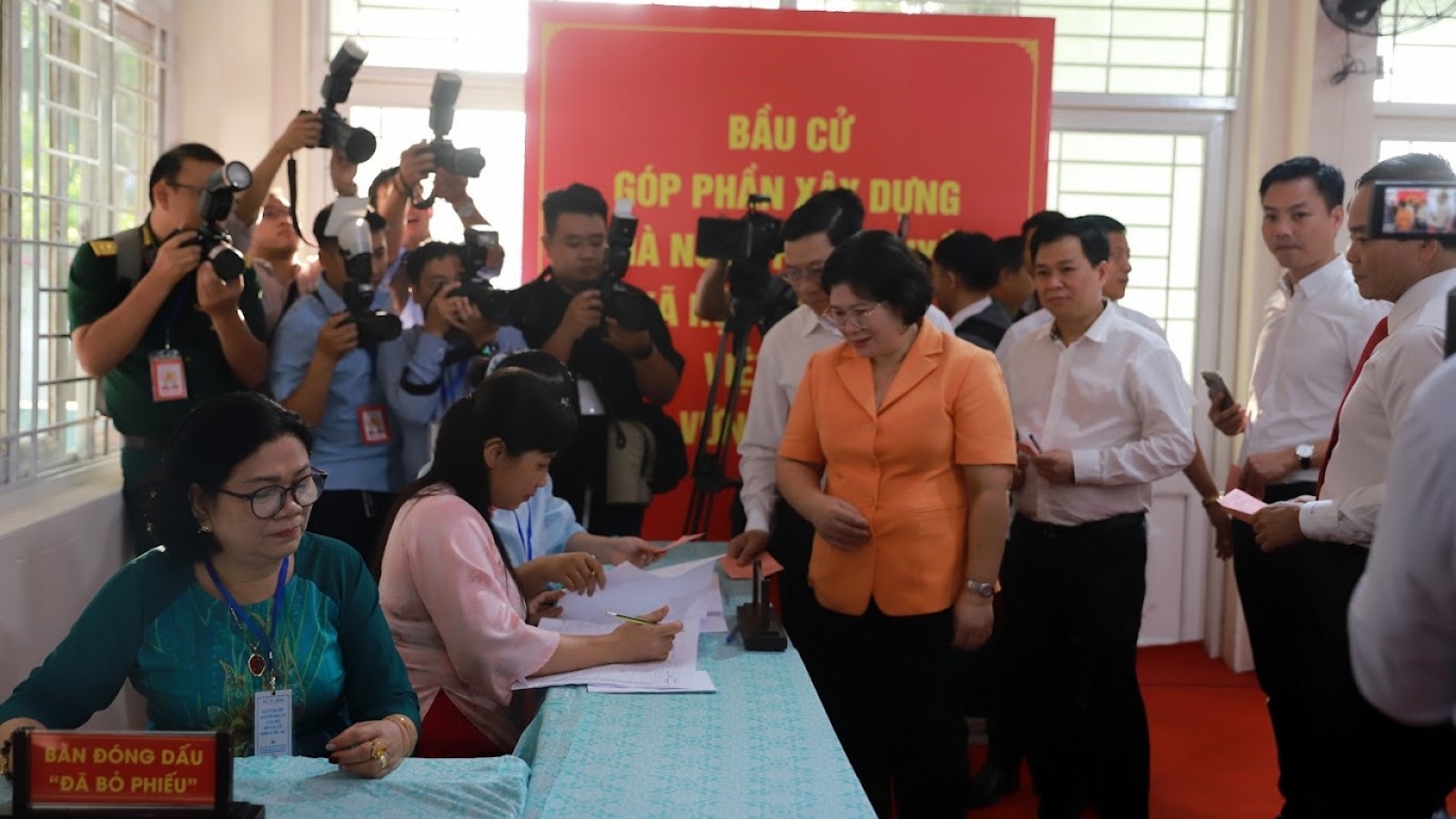 TP.HCM yêu cầu người đứng đầu phải thông tin ngay cho báo chí vụ việc nghiêm trọng