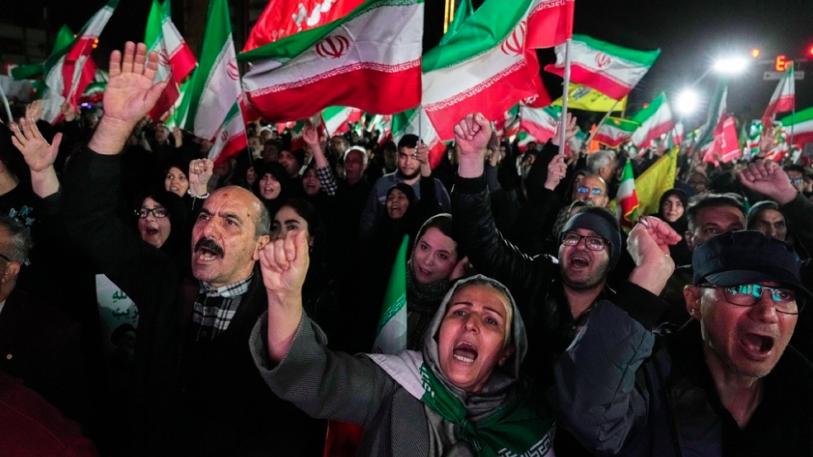 Nga và Trung Quốc phủ quyết gia hạn cơ chế giám sát trừng phạt Iran