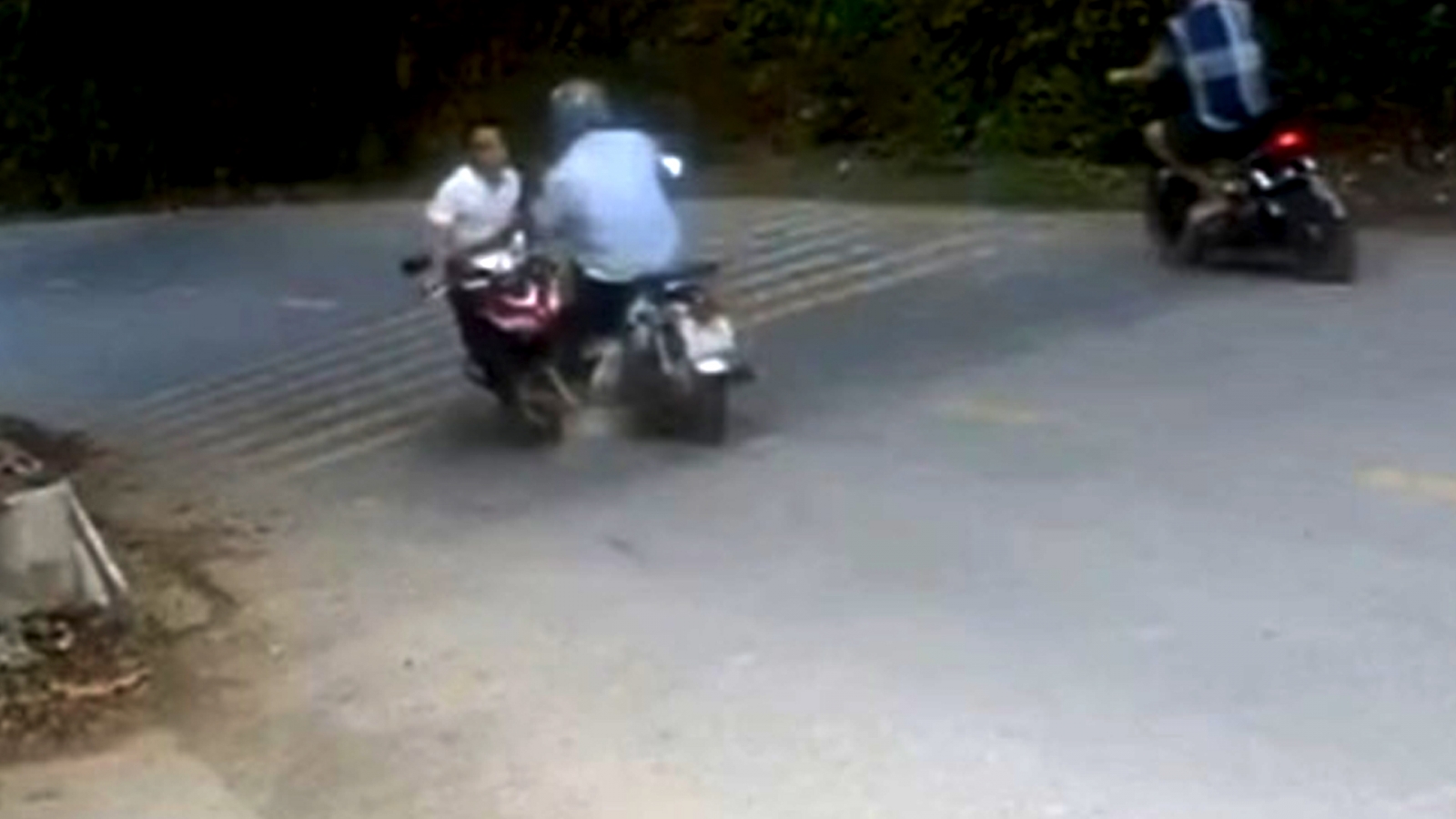 Khởi tố người vượt xe sai quy định khiến một người tử vong