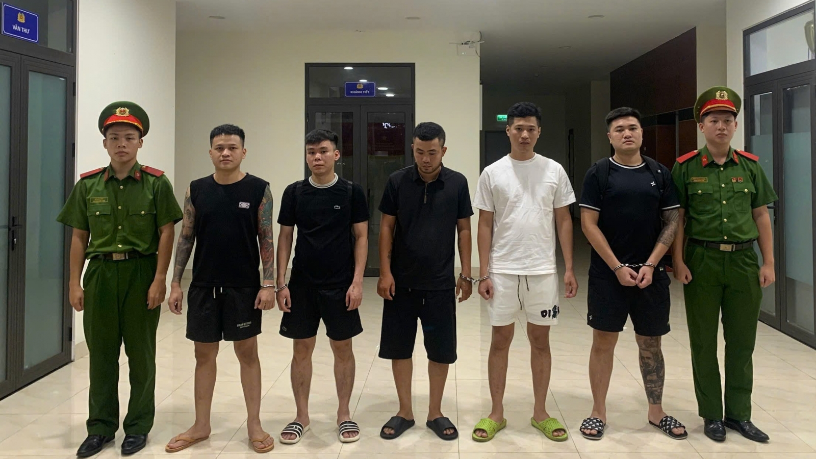 Mạo danh "Huấn Hoa Hồng" cho vay tiền online để lừa đảo tiền tỷ