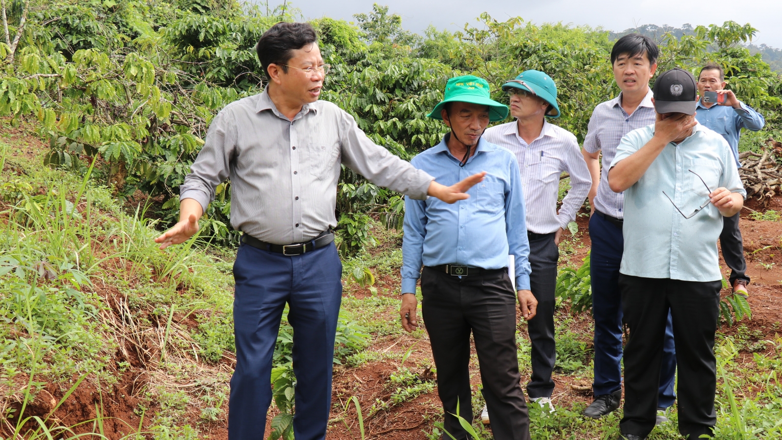 Lâm Đồng bảo đảm an toàn cho người dân khu vực sụt lún đất Quảng Sơn