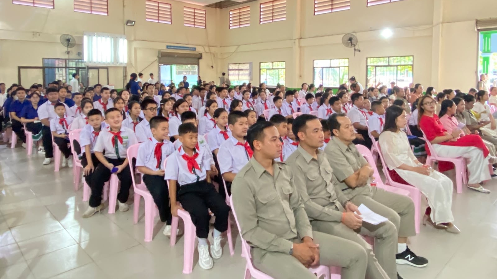 Trường song ngữ Lào - Việt Nam Nguyễn Du khai giảng năm học 2026 - 2027