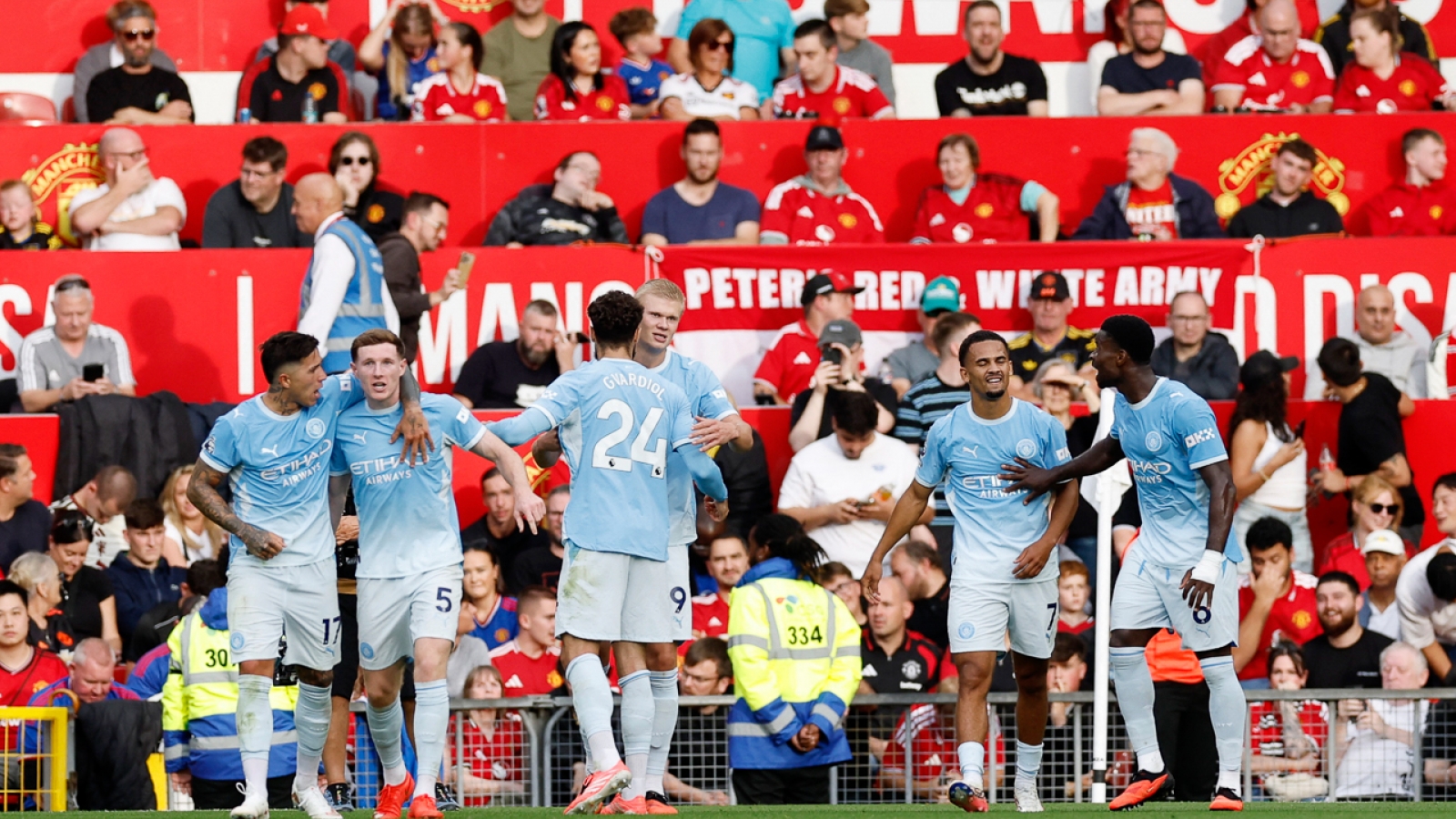 Bảng xếp hạng ngoại hạng Anh mới nhất: Man City bám đuổi Arsenal