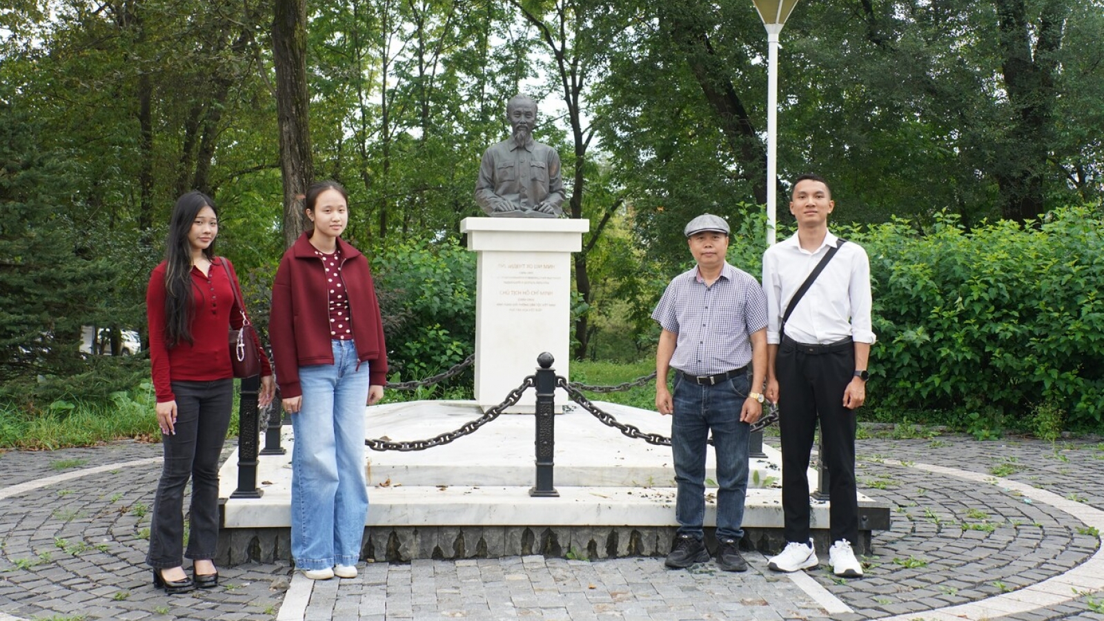Từ nước Nga nhìn về Nghị quyết 23-NQ/TW: Phát huy nguồn lực kiều bào