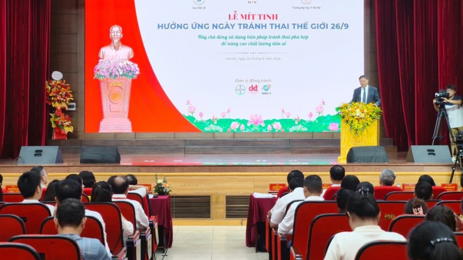 Mức sinh thấp, Việt Nam vẫn cần thực hiện tránh thai