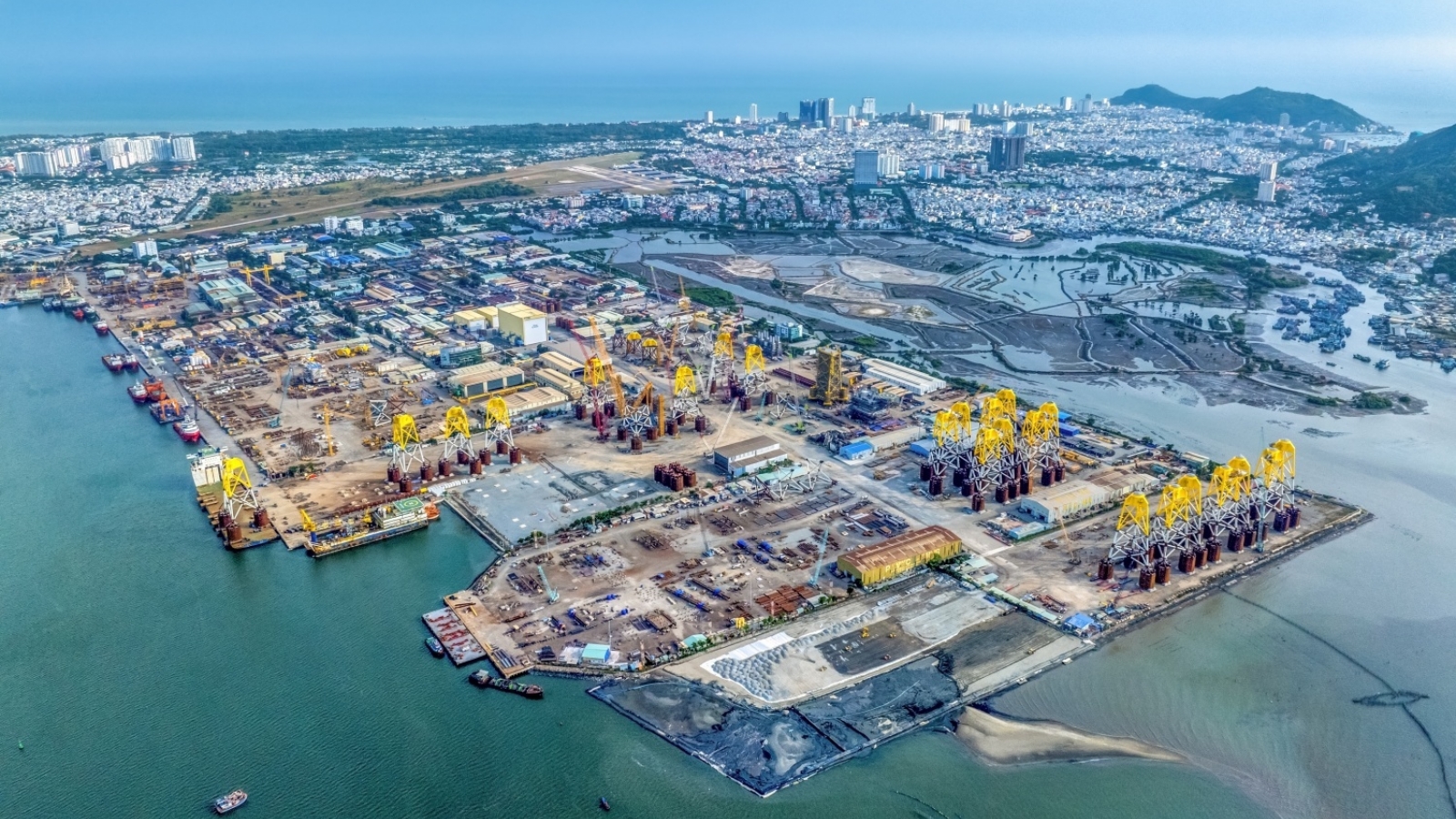 Petrovietnam: Làm chủ năng lực tổng thầu EPC công trình dầu khí ngoài khơi