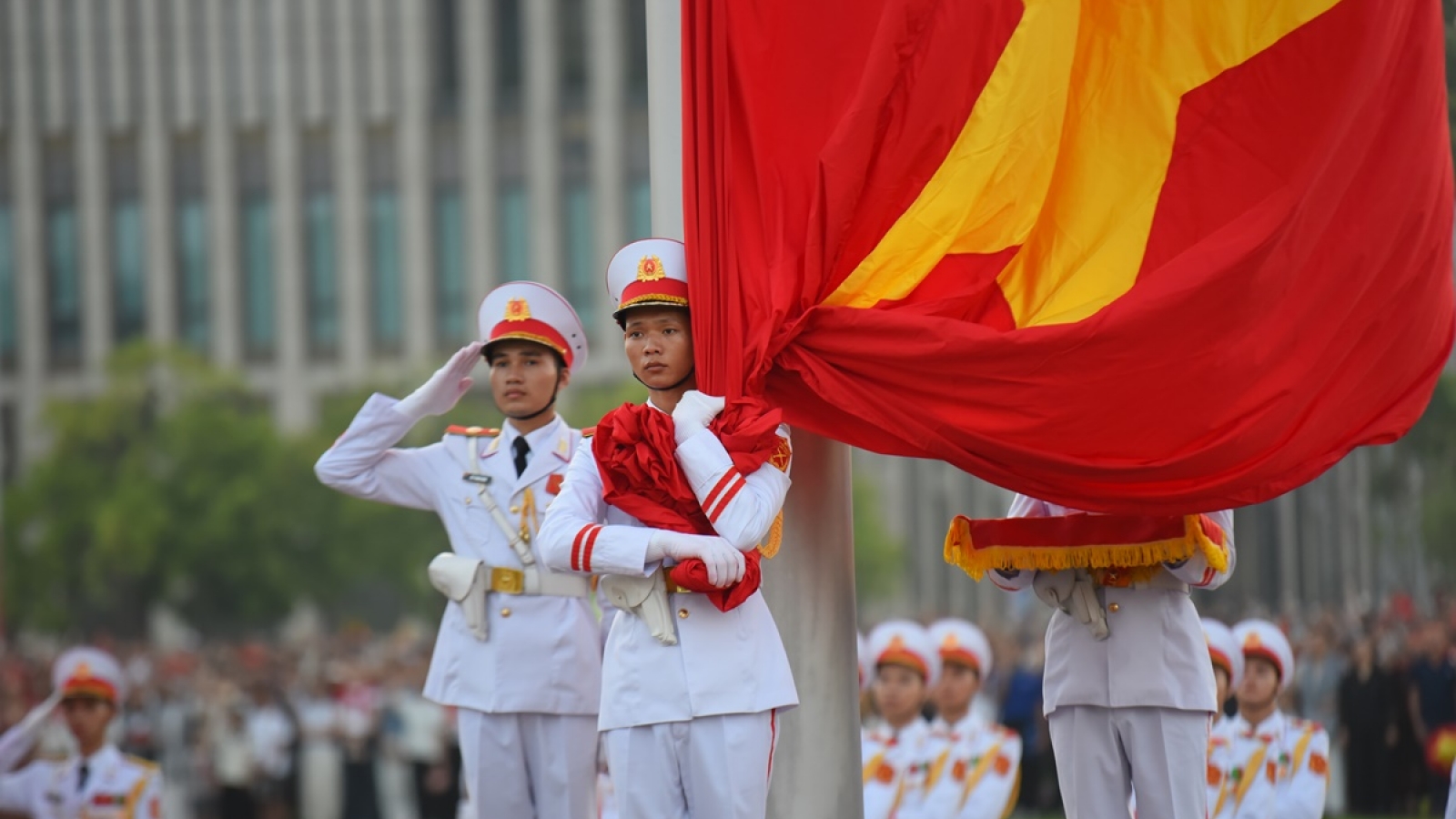 Thiêng liêng lễ thượng cờ ngày Quốc khánh 2/9 tại Quảng trường Ba Đình