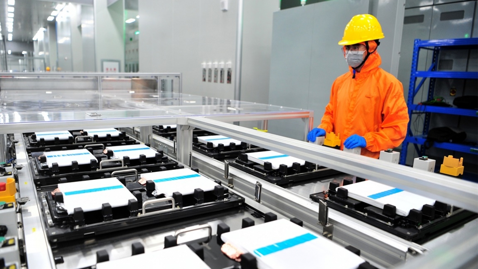 Trung Quốc hướng tới việc sử dụng pin thể rắn quy mô lớn vào năm 2030
