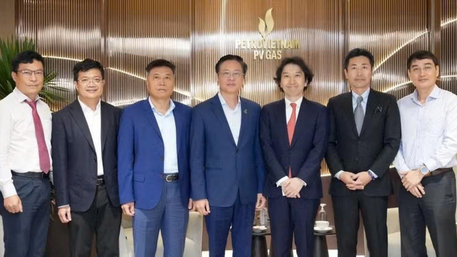 PV GAS, ENEOS Xplora seek to expand cooperation in gas, LNG