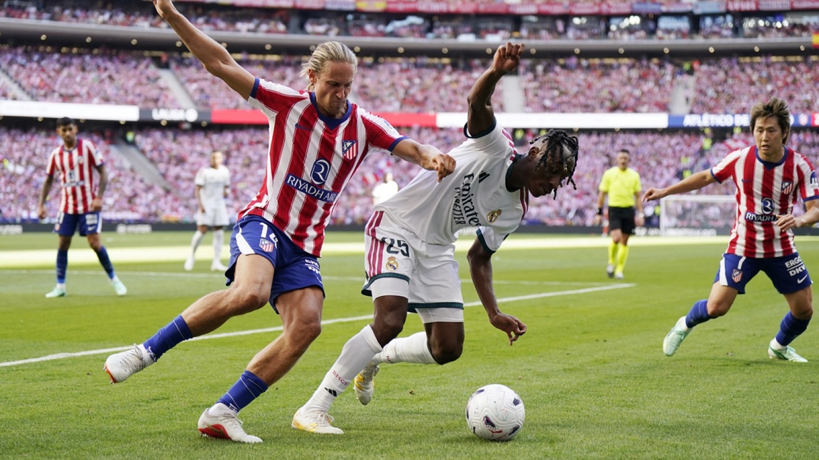 Kết quả bóng đá hôm nay 21/9: Real thua đau Atletico, PSG "thoát hiểm"