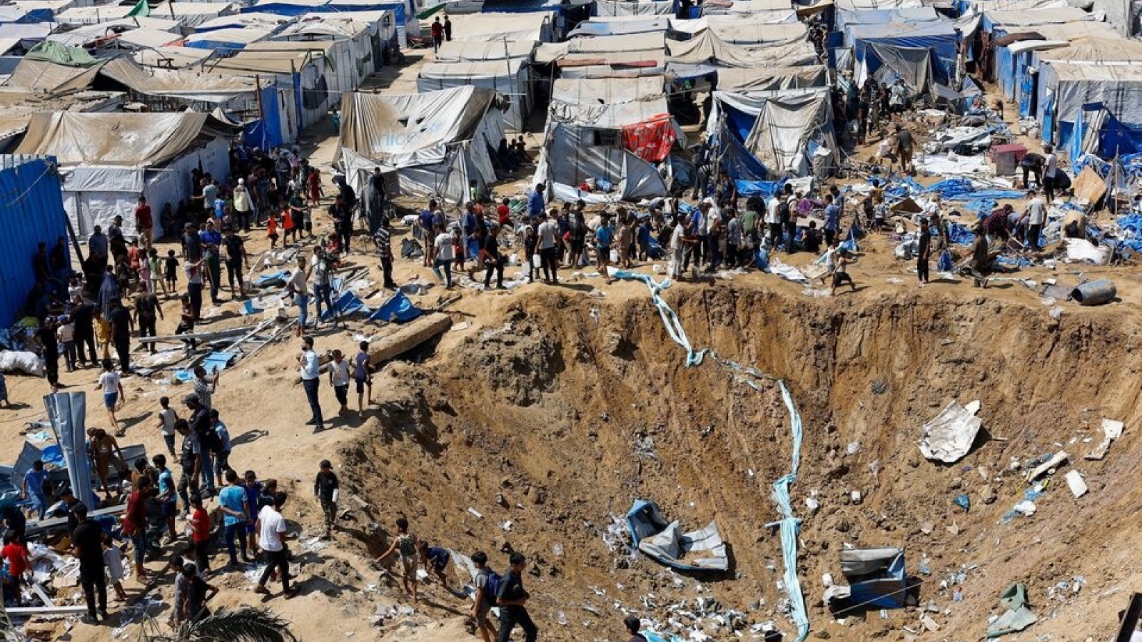 Israel tiếp tục tấn công Gaza và Lebanon