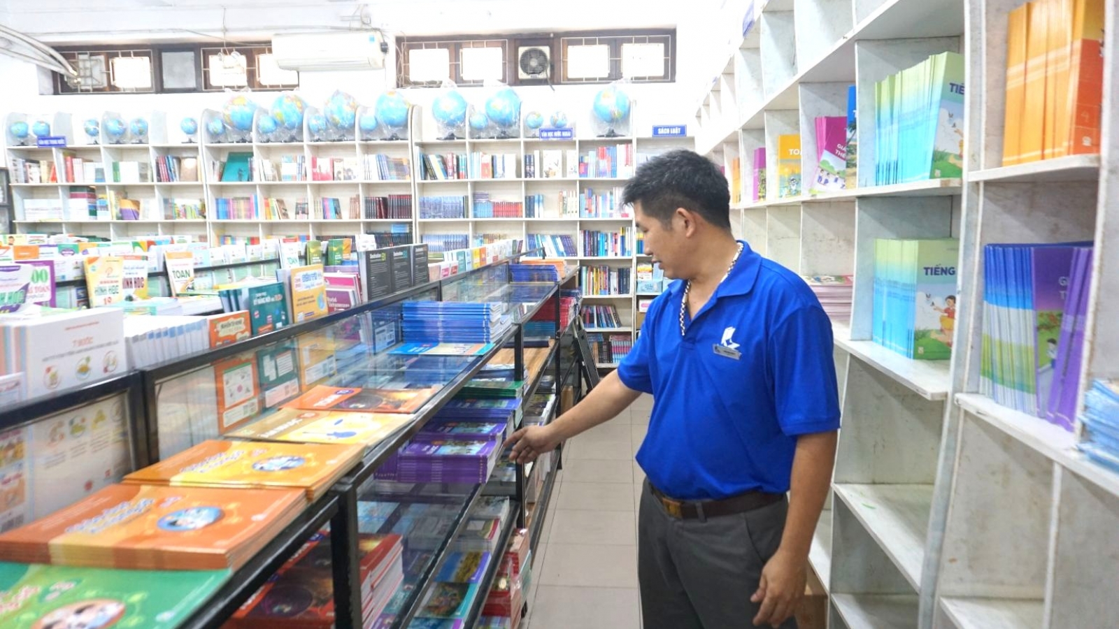Huế yêu cầu các trường rà soát cung ứng đủ sách giáo khoa trước 17h ngày 18/9