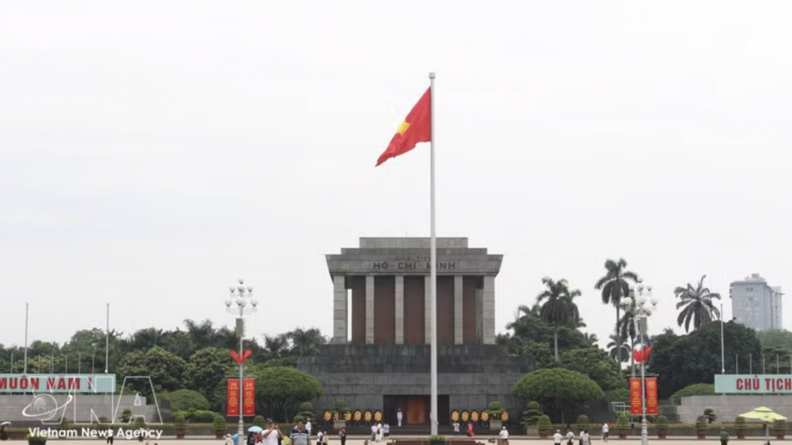 Leaders of nations extend congratulations to Vietnam on National Day