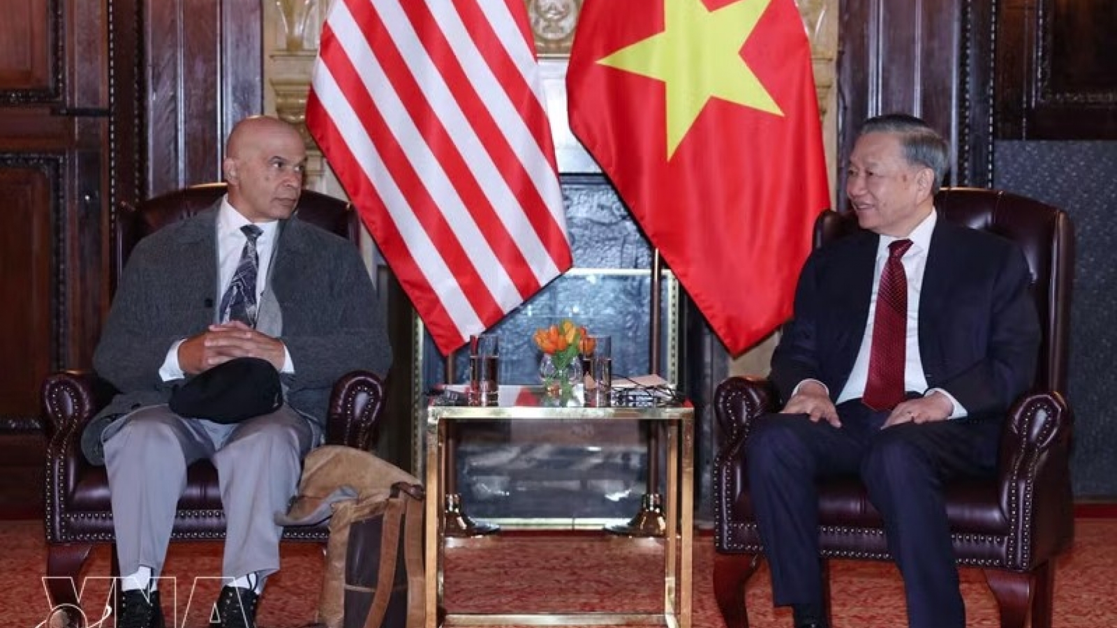 Party General Secretary and President meets with Communist Party USA leaders