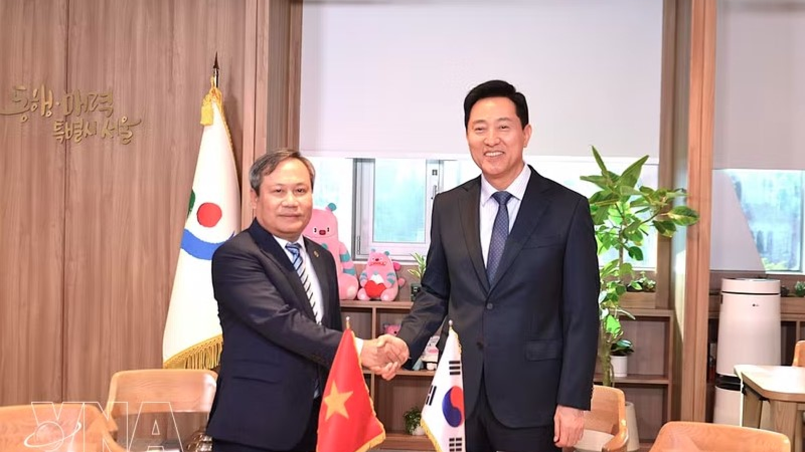 Hanoi, Seoul promote strategic bilateral cooperation