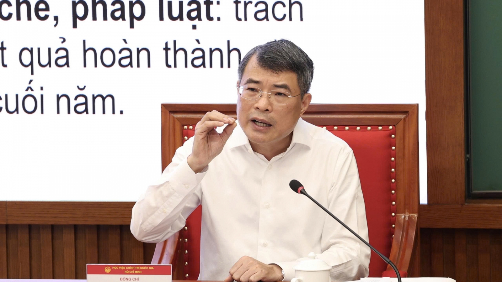 Thủ tướng: Nâng cao năng lực điều hành của Chính phủ, tạo đột phá cho phát triển