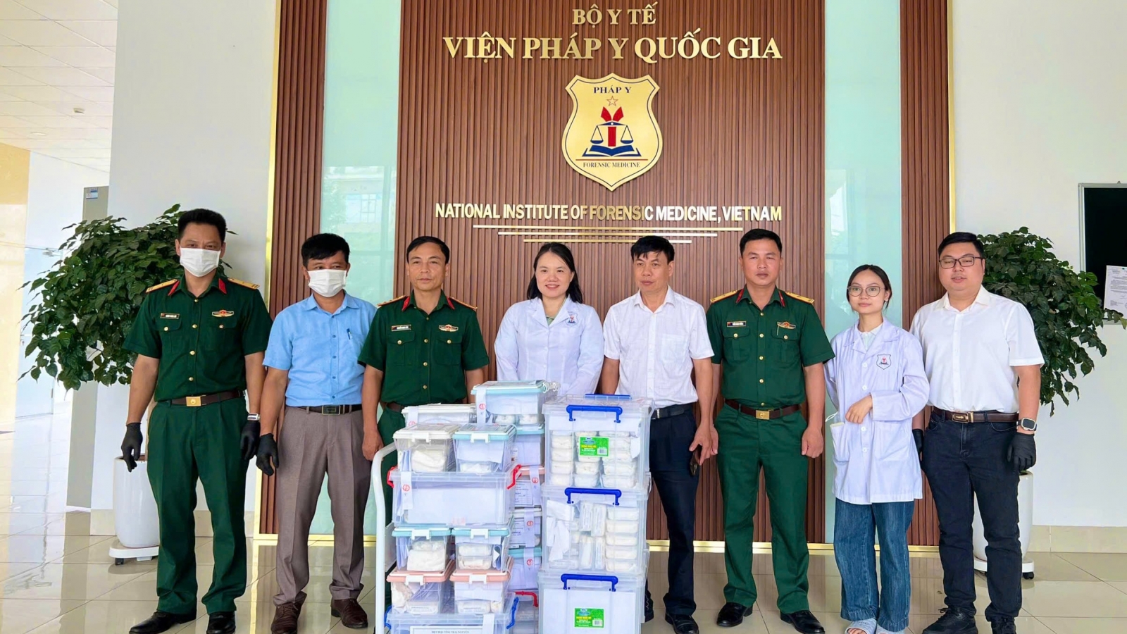 Thái Nguyên bàn giao 304 mẫu hài cốt liệt sĩ về Viện Pháp y quốc gia