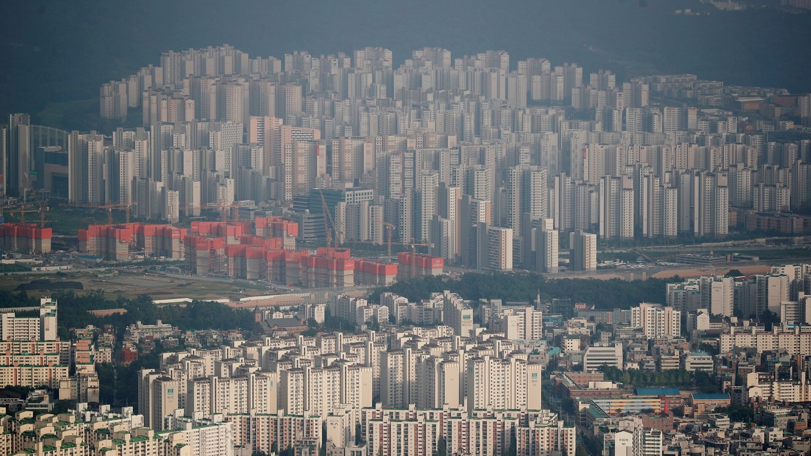 Hàn Quốc sẽ di dời hàng loạt cơ quan chính phủ ra khỏi thủ đô Seoul