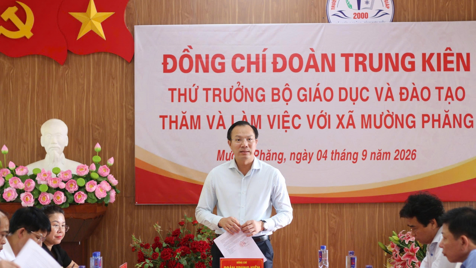 Thứ trưởng Bộ GD-ĐT: Cần nhìn đúng việc kêu gọi hỗ trợ học sinh ở Mường Phăng