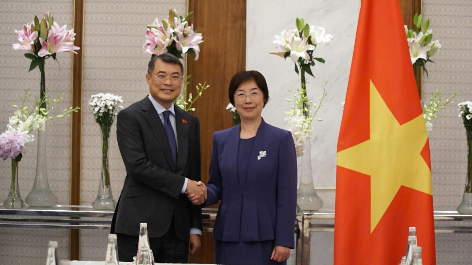 Chủ tịch Ngân hàng AIIB cam kết đồng hành với Việt Nam phát triển cơ sở hạ tầng