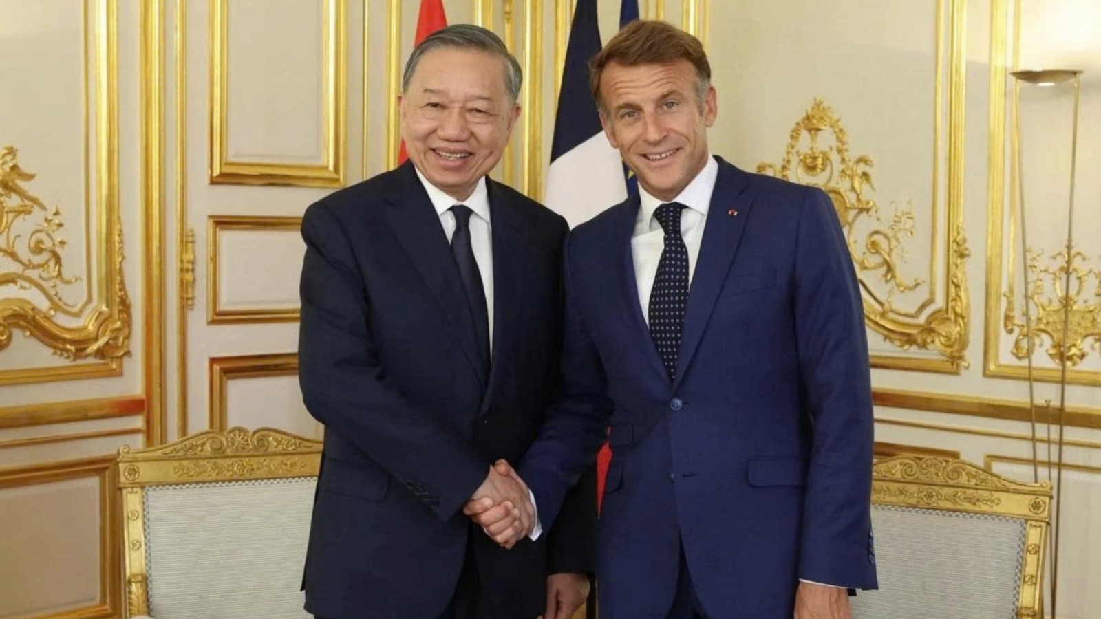 Vietnam, France issue joint statement on promoting implementation of comprehensive strategic partnership framework