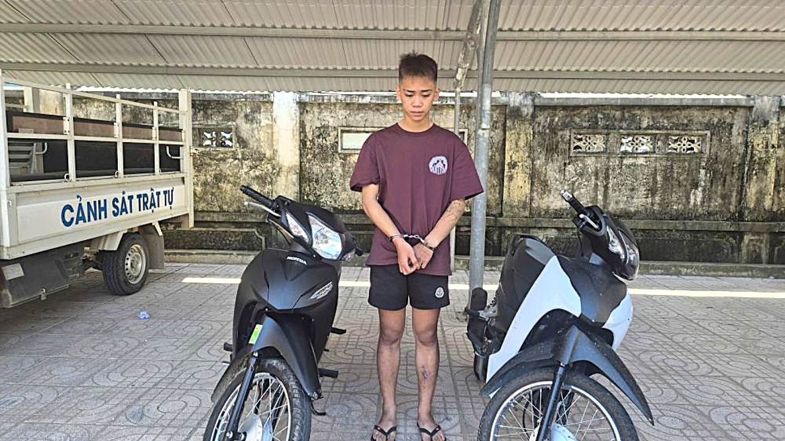 Nam thanh niên 17 tuổi từ Hà Tĩnh ra Nghệ An lấy trộm 2 xe máy