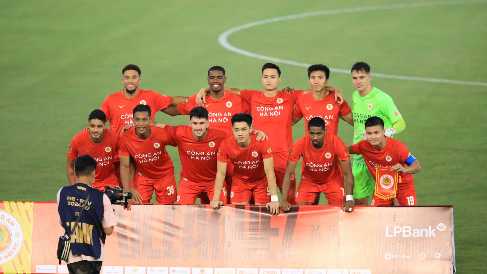 CAHN đối diện với lịch thi đấu đầy thách thức sau quãng nghỉ FIFA Days