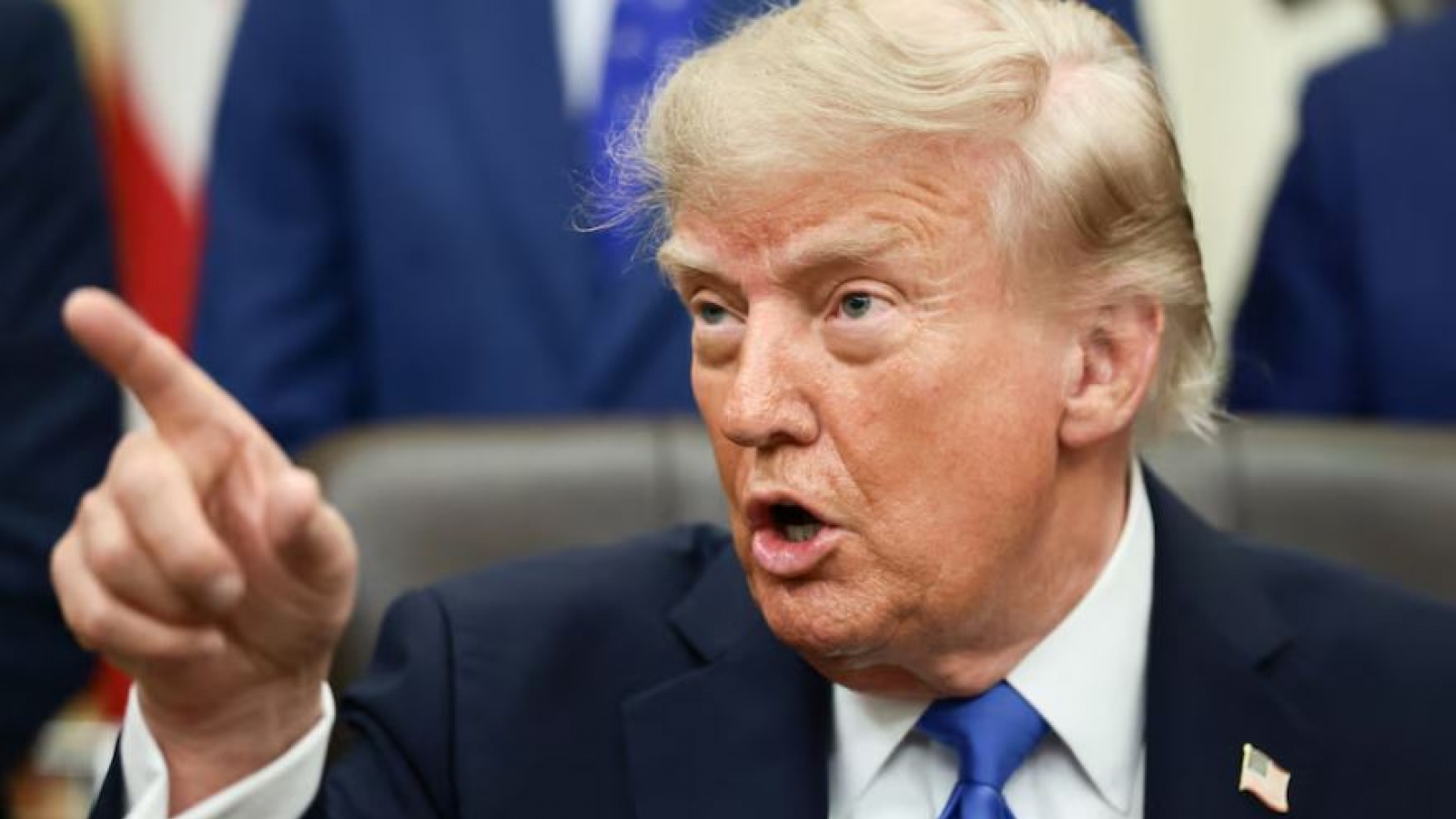 Ông Trump cảnh báo cứng rắn: Mỹ sẵn sàng đánh Iran lần nữa