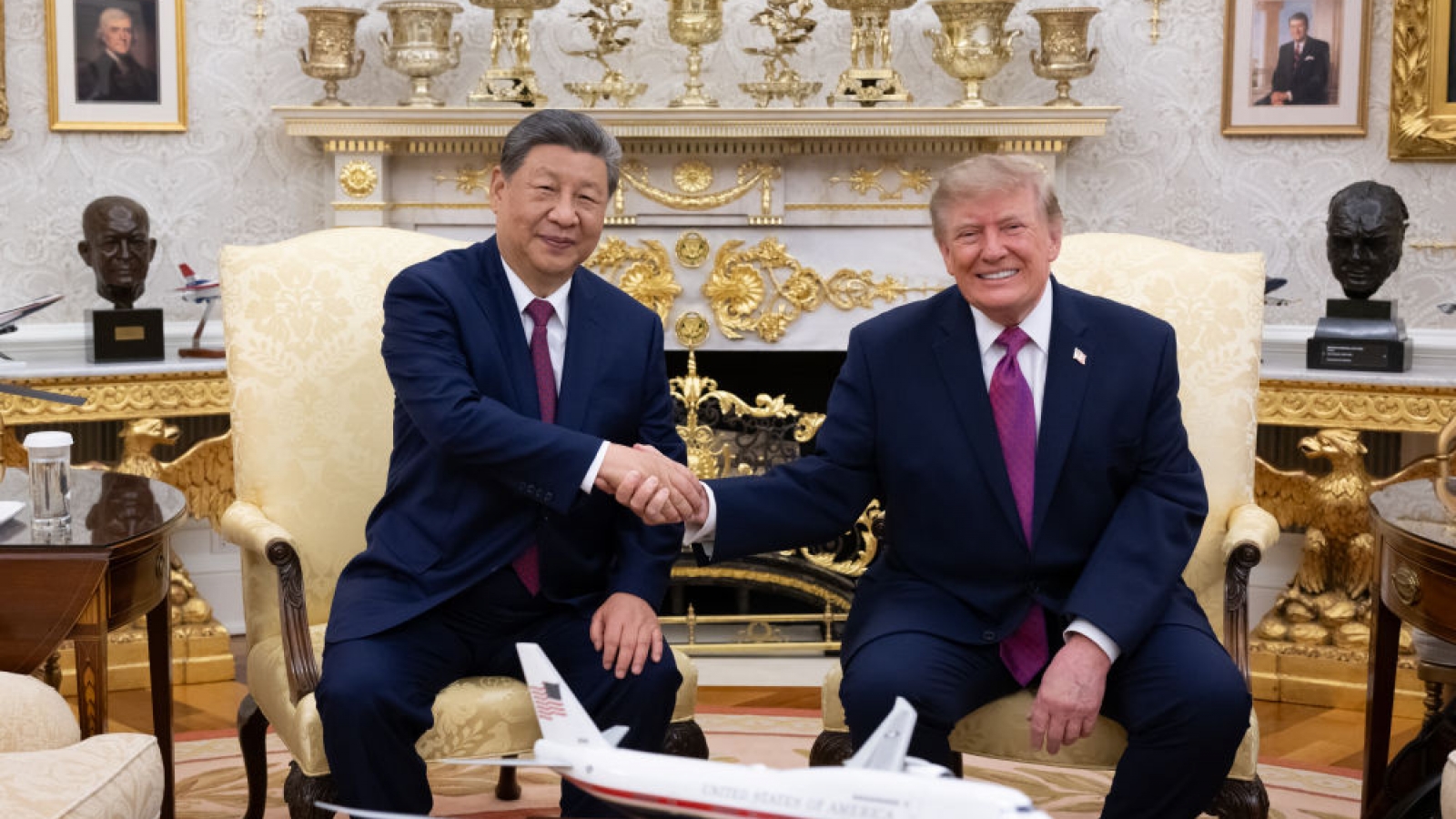 Trung Quốc tuyên bố tôn trọng cách gọi AI là “siêu trí tuệ” của Mỹ