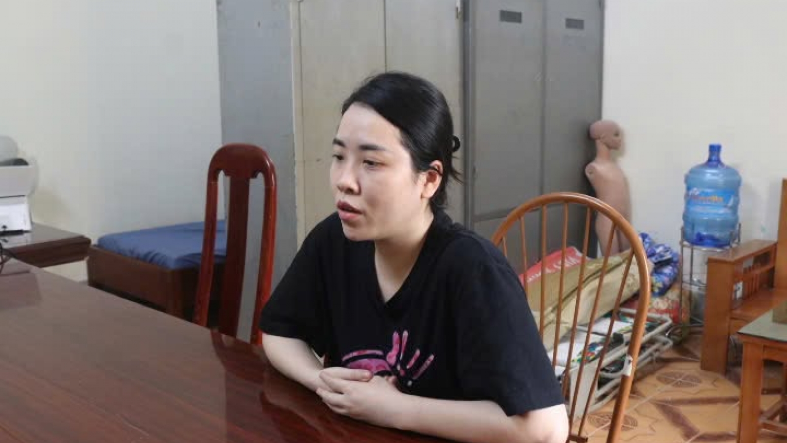 Đối tượng bị truy nã ra đầu thú sau hơn 2 năm lẩn trốn