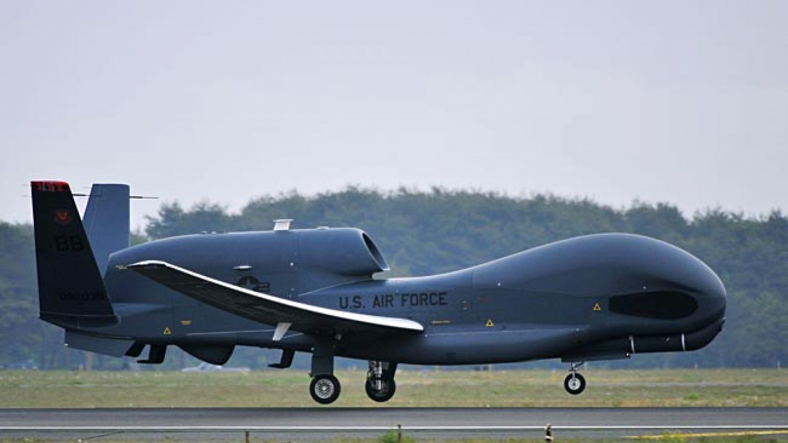 Nhật Bản điều tra nguyên nhân vụ UAV trinh sát mất tích