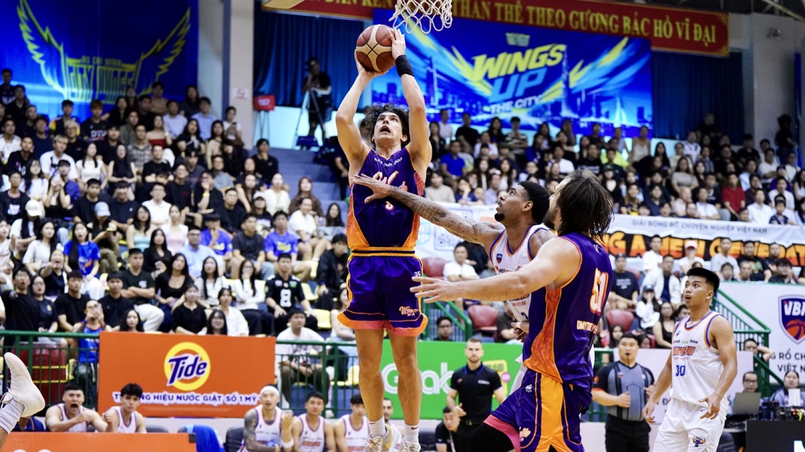Kết quả bóng rổ mới nhất: Hanoi Buffaloes vào chung kết VBA 2026