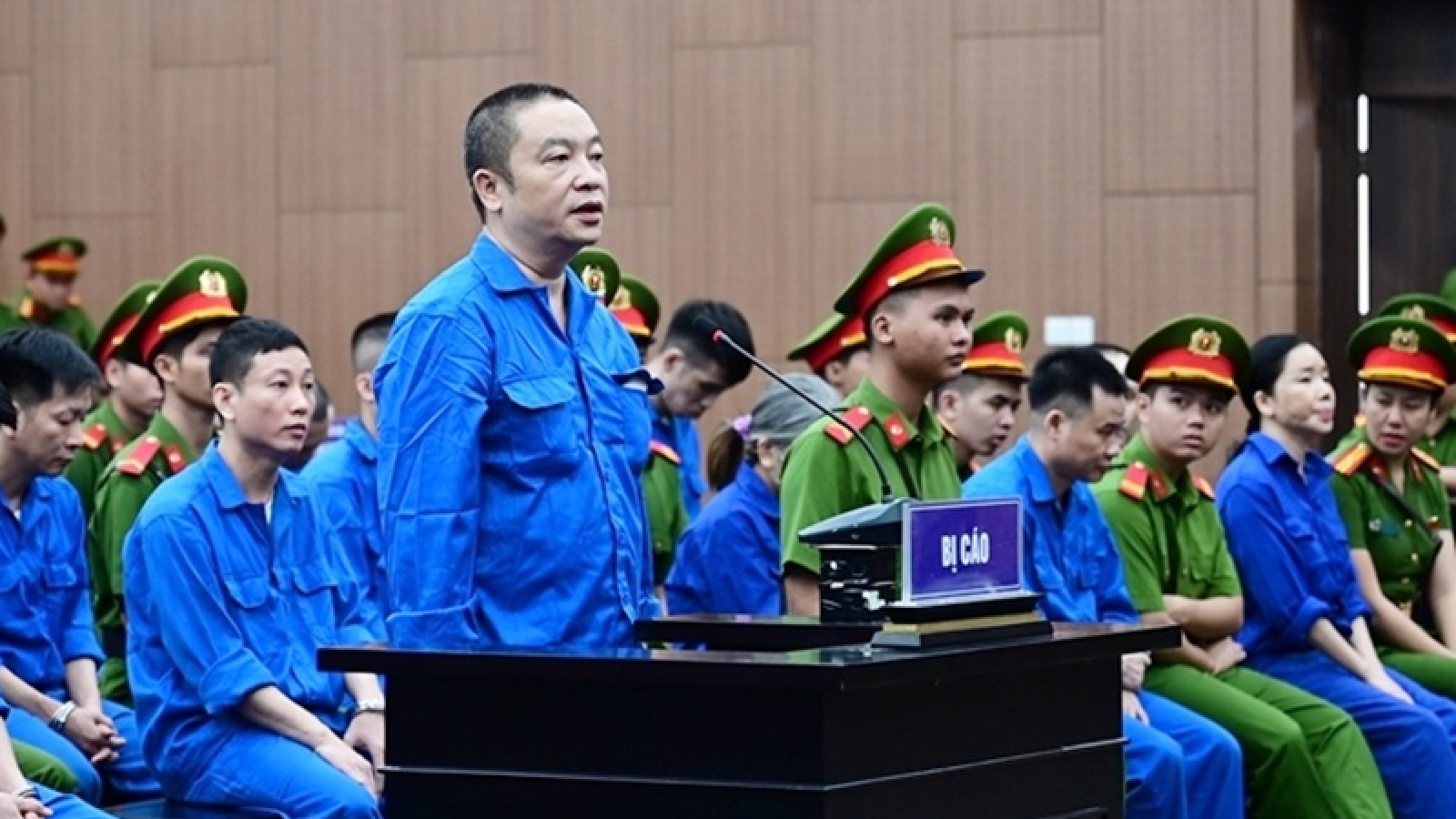 Cựu Viện trưởng Pháp y tâm thần Trung ương bị đề nghị mức án 20 năm tù