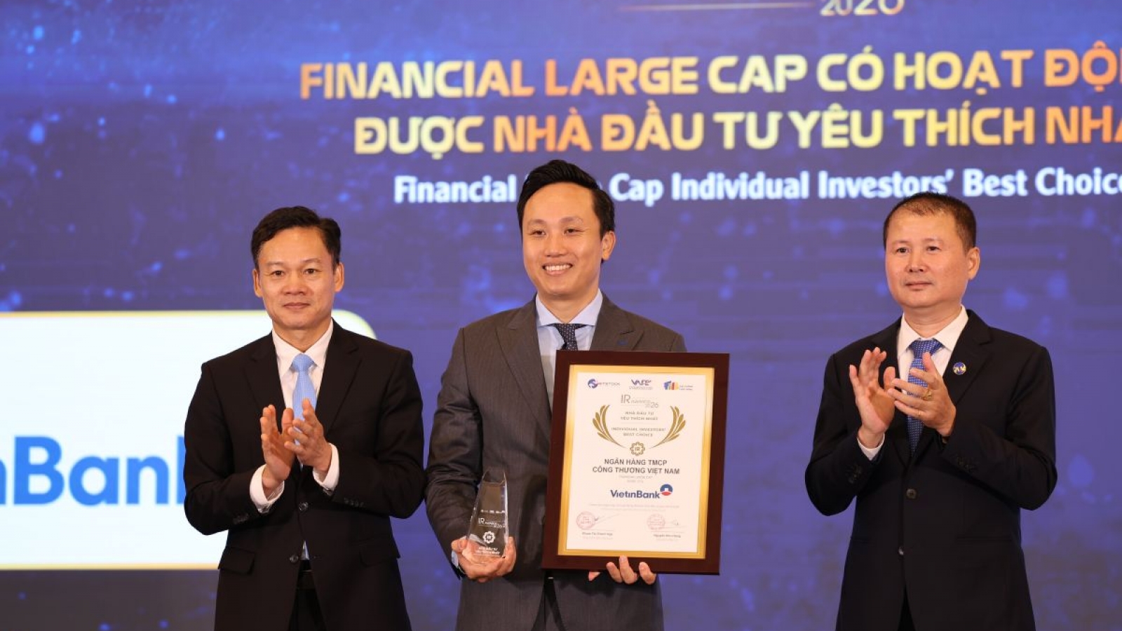 VietinBank năm thứ 4 liên tiếp được vinh danh về hoạt động IR