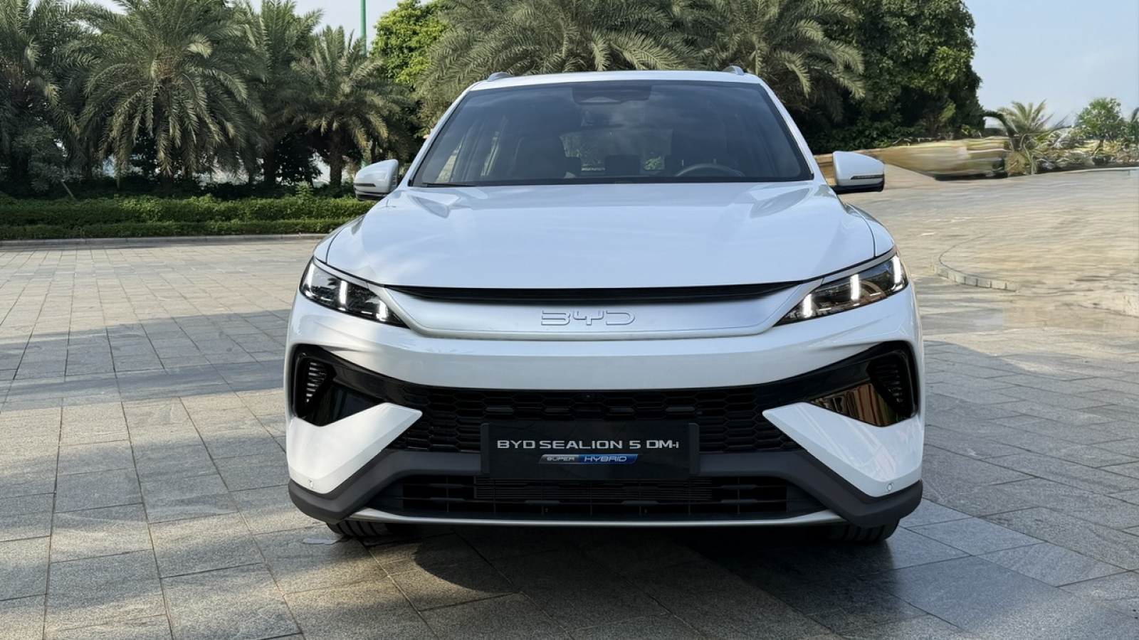 Cận cảnh BYD Sealion 5 sắp ra mắt Việt Nam