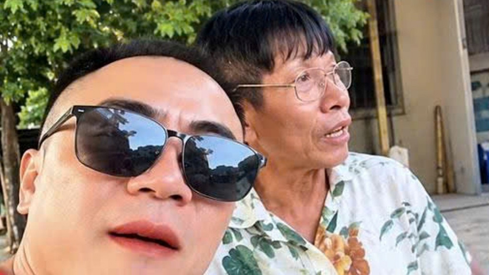 Vụ cầm điếu cày đuổi đánh người livestream: Chủ quán hé lộ động thái trước đó