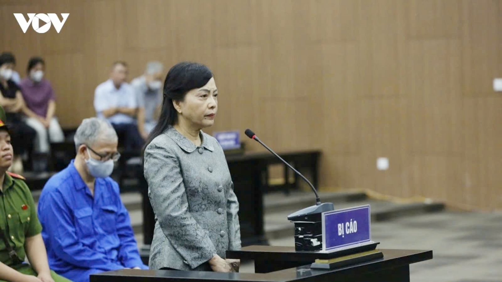 Nóng 24h: Cựu Bộ trưởng Nguyễn Thị Kim Tiến được giảm án 3 năm tù
