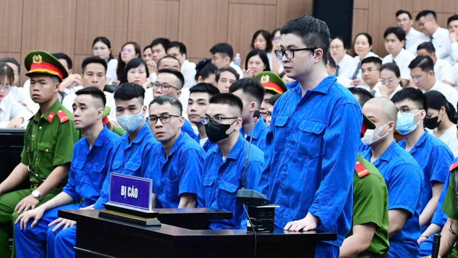 Khai tại tòa, Mr Pips Phó Đức Nam tố cáo thêm trách nhiệm của cấp dưới
