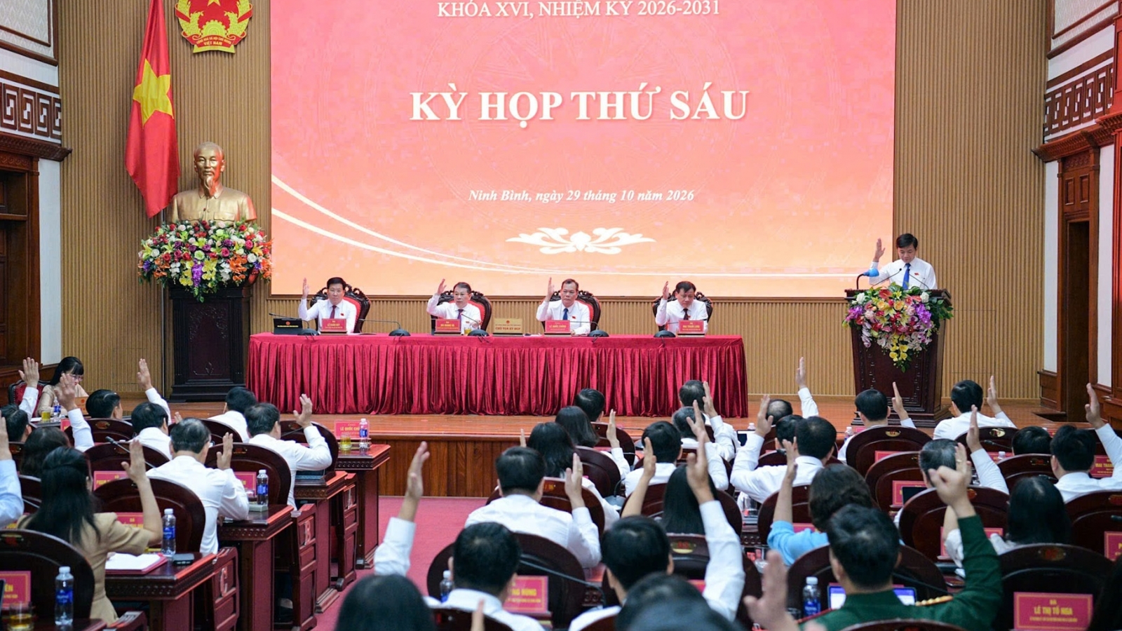 Ninh Bình giải thể Sở Ngoại vụ, thành lập hai hai sở mới
