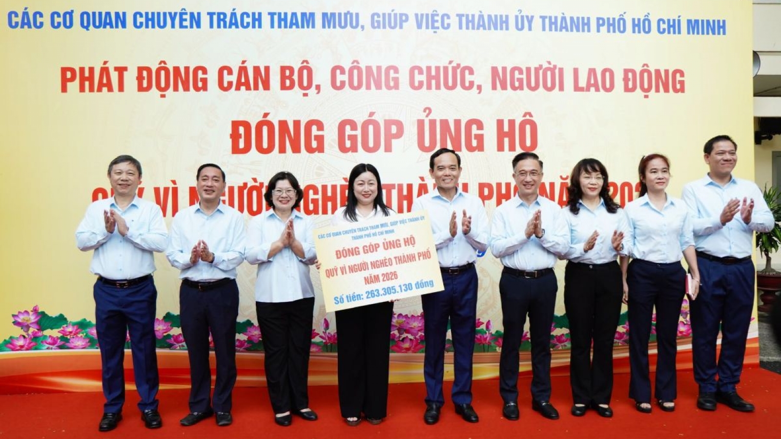 TP.HCM: Cán bộ, công chức góp một ngày lương ủng hộ người nghèo