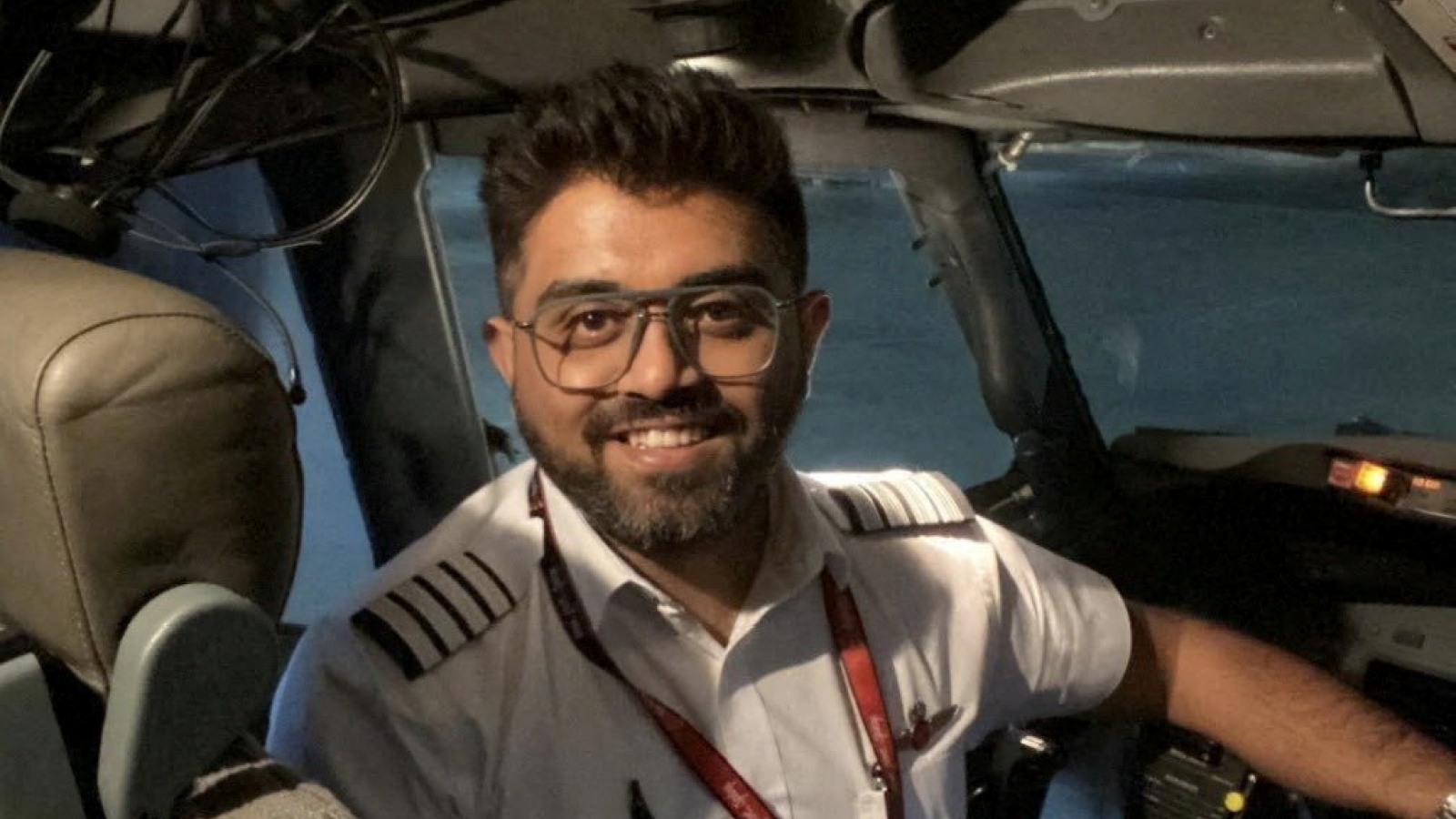 Cơ trưởng và cơ phó chuyến bay gặp sự cố của Flydubai được chuyển đến UAE