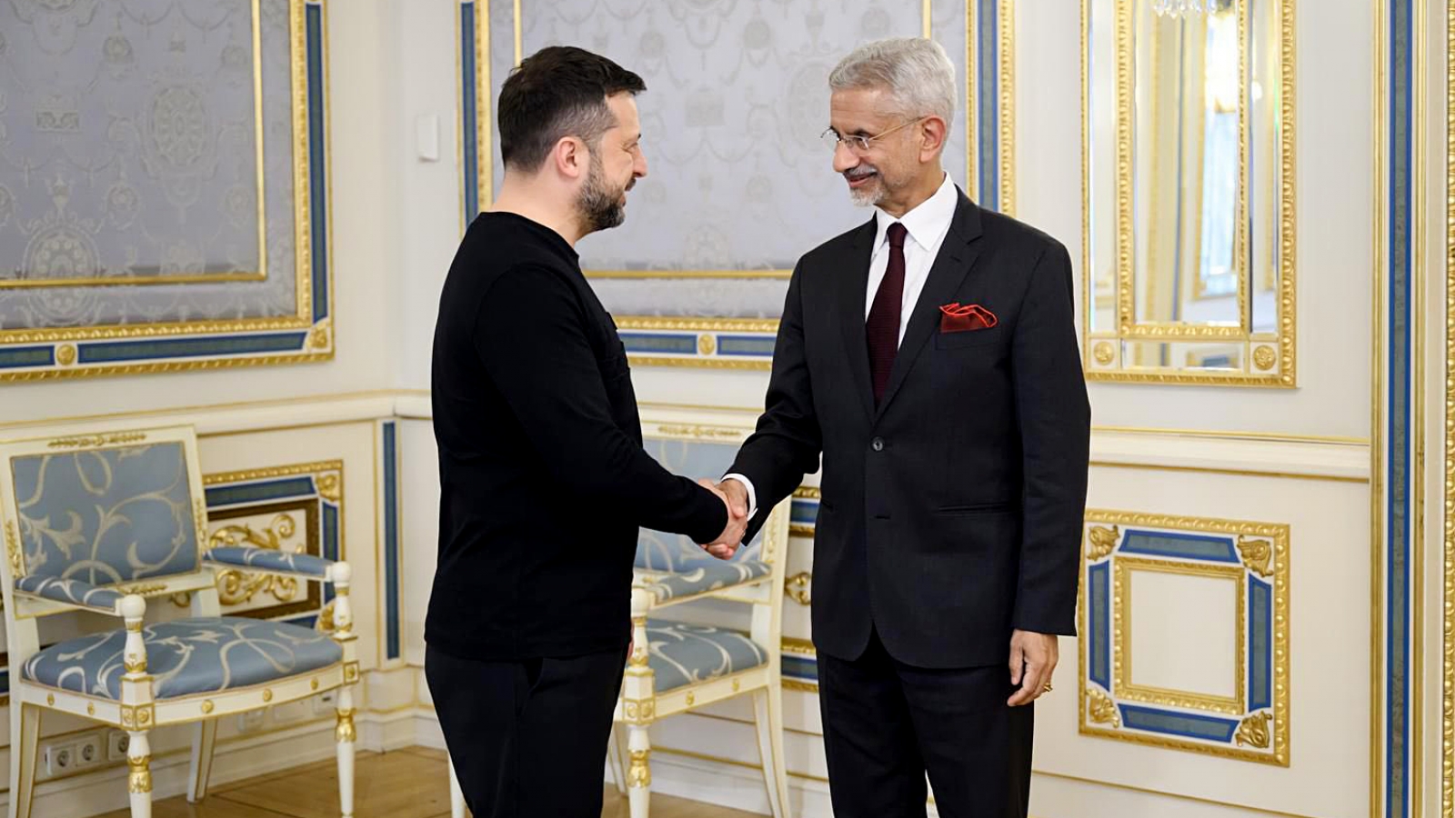 Đề xuất hòa giải tới dồn dập khó giúp Nga - Ukraine ngừng bắn