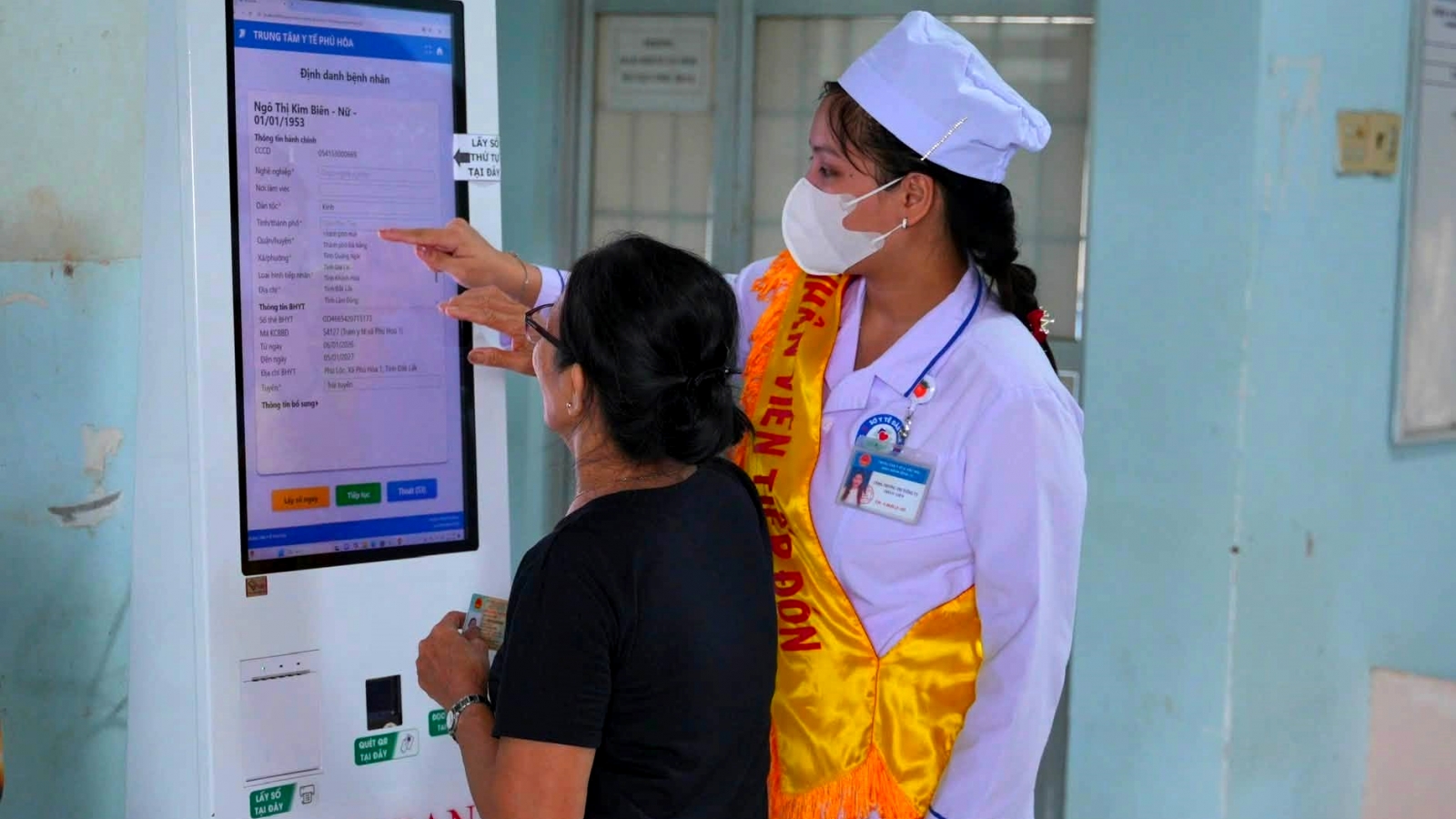 Xã hội hóa chuyển đổi số, thêm tiện ích cho người dân Đắk Lắk