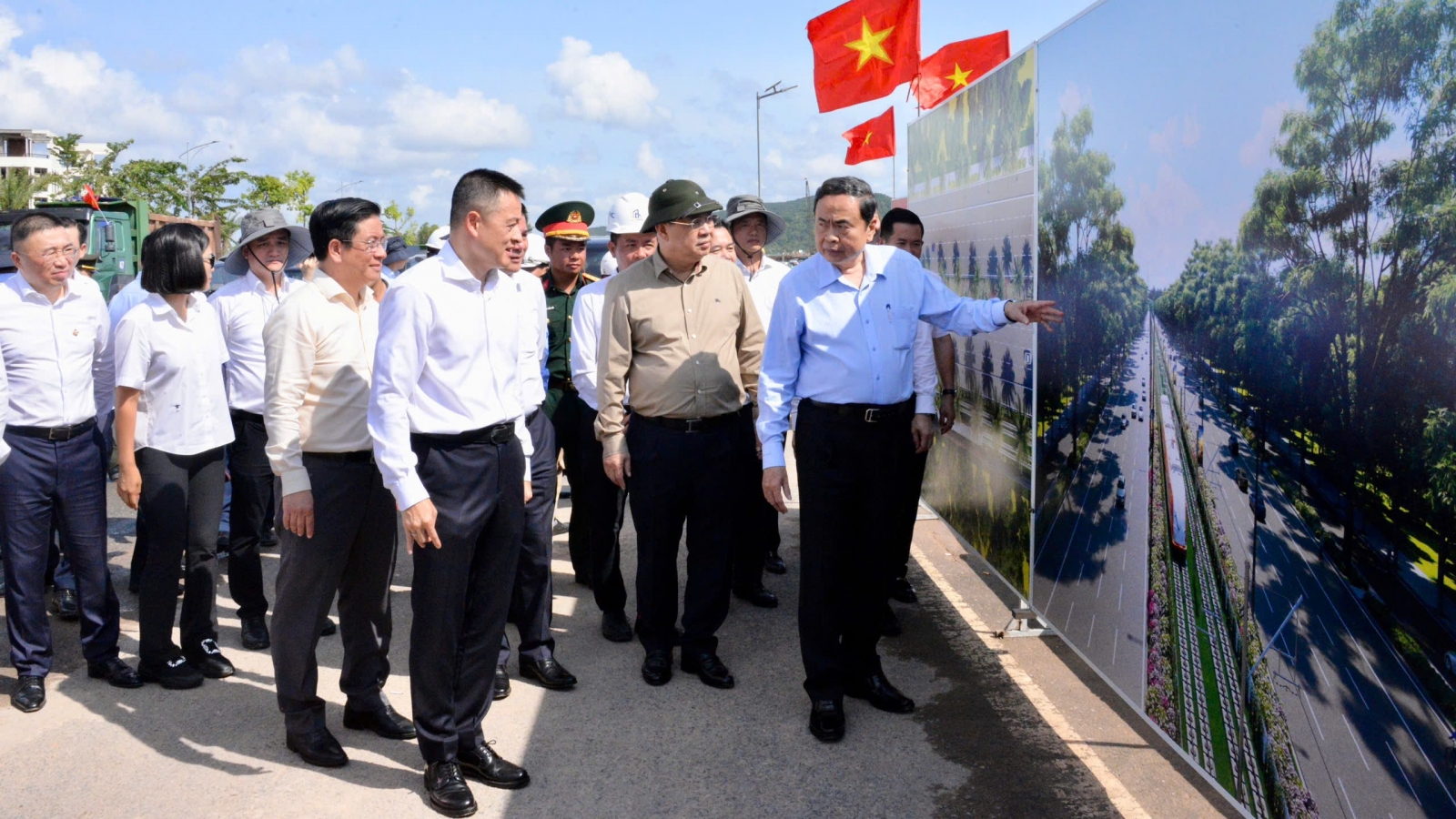 Chủ tịch Quốc hội kiểm tra tiến độ các dự án phục vụ APEC 2027