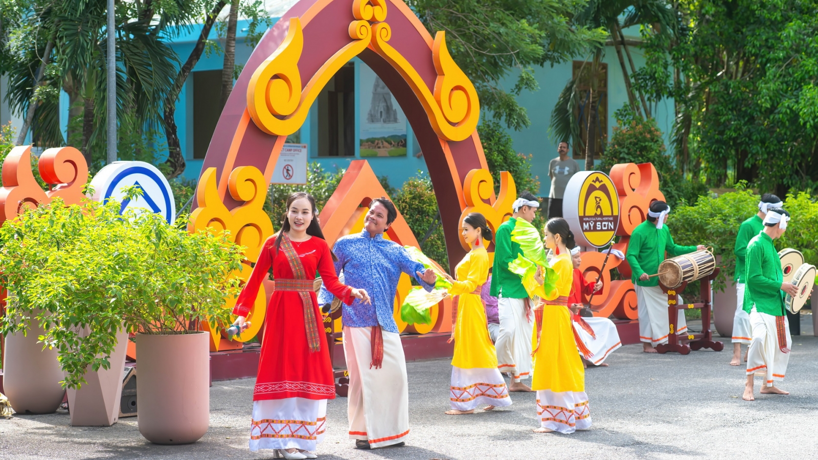 Đắm chìm trong những tiết mục đặc sắc tại Khu đền tháp Mỹ Sơn, Đà Nẵng