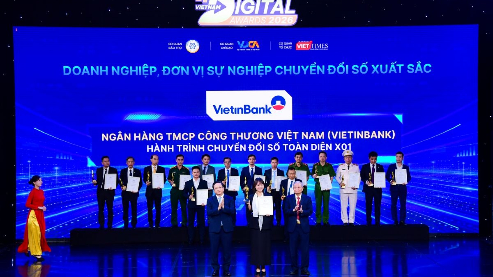 VietinBank khẳng định năng lực chuyển đổi số sau ba năm triển khai X01