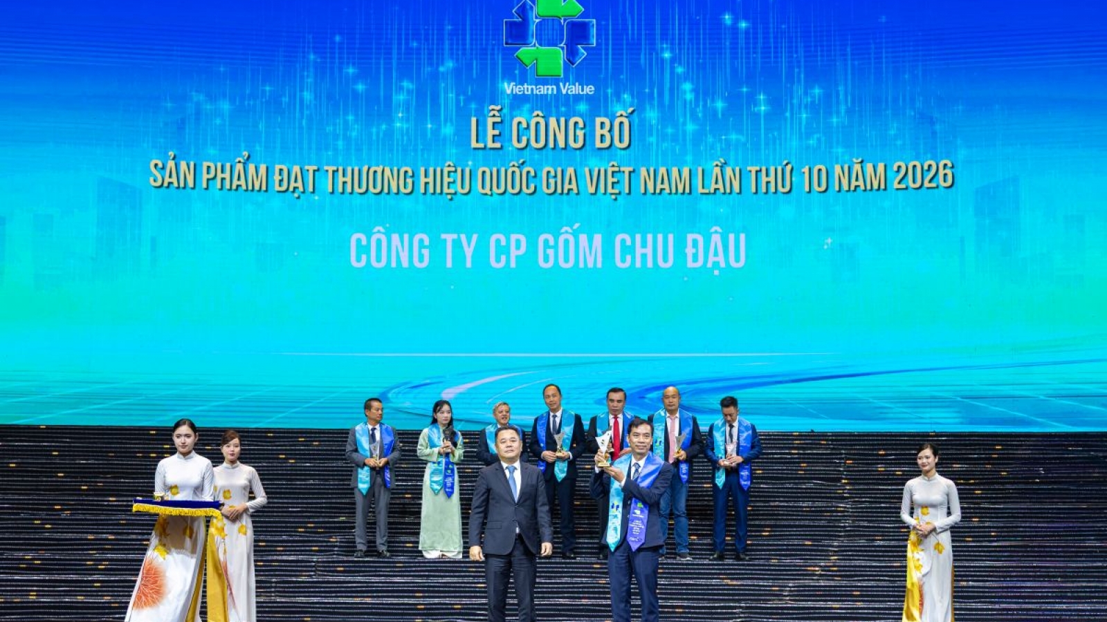 Gốm Chu Đậu 4 lần liên tiếp đạt Thương hiệu quốc gia: Sức sống di sản Đại Việt